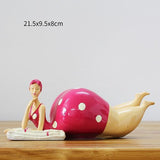 Beautifully plump woman Resin Crafts Beautiful woman sculpture Abstract art home decoration